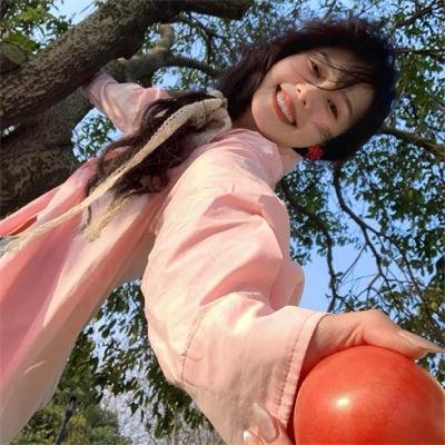 歌舞团的女人们高清封面