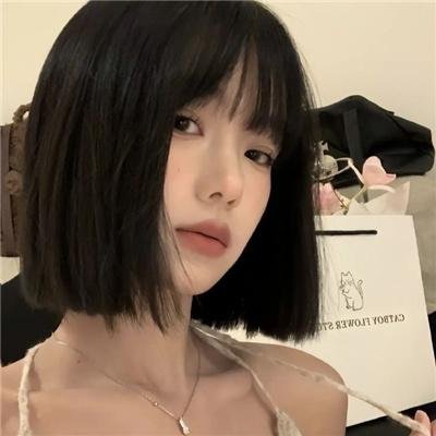 吸血鬼女王高清封面